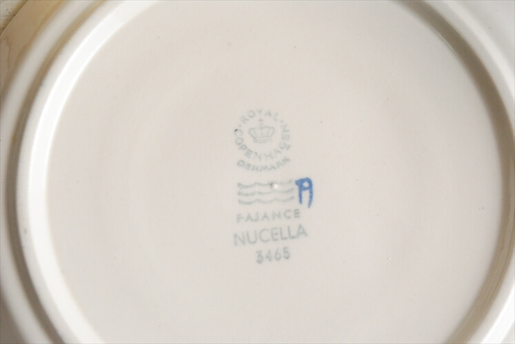 デンマーク製 Royal Copenhagen Nucella カップ&ソーサー デンマーク製 Royal Copenhagen Nucella カップ&ソーサー