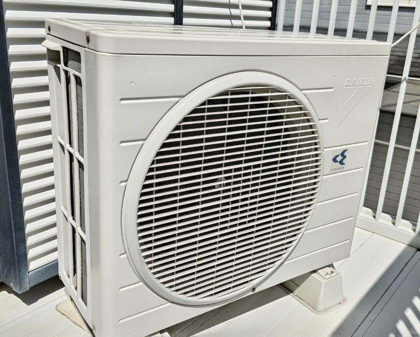 緊急値下げ ダイキン エアコン 2 8kW 8畳-12畳 ストリーマ 室外 緊急値下げ ダイキン エアコン 2 8kW 8畳-12畳 ストリーマ 室外