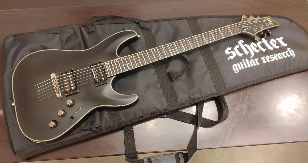 送料込美品 SCHECTER Black Jack SLS AD-C-1 エボニー指板ロックペグ