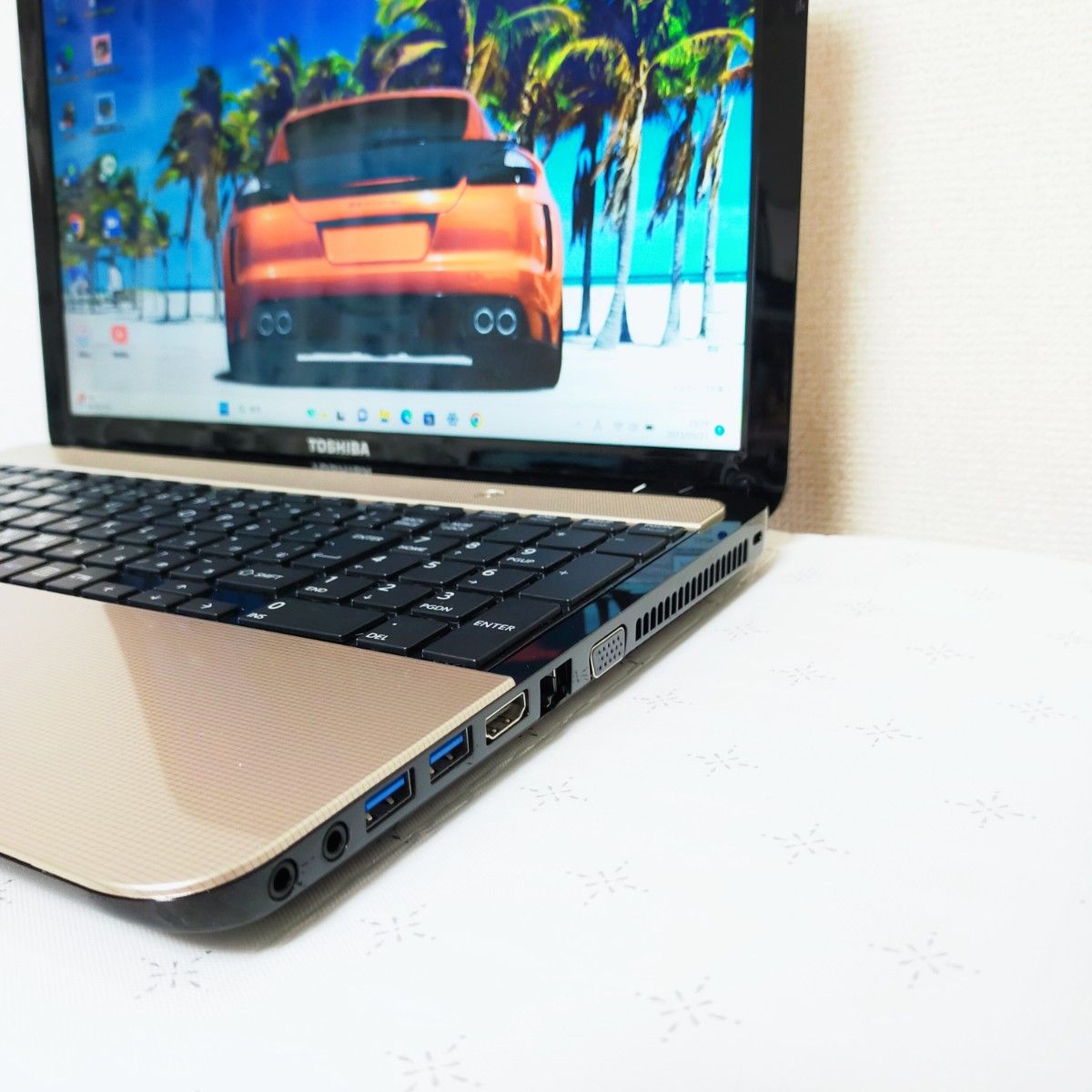 最上位i7】超大容量SSD1TB ゴールドノートパソコン 金 メモリ8GB 美品