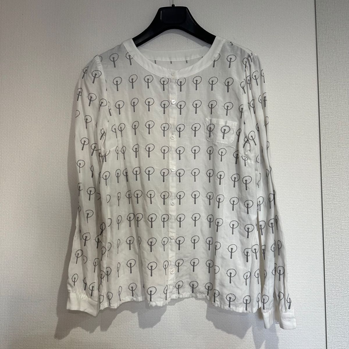 新品 未着用 超貴重サリースコット Sally Scott フォレスト柄 ブラウス