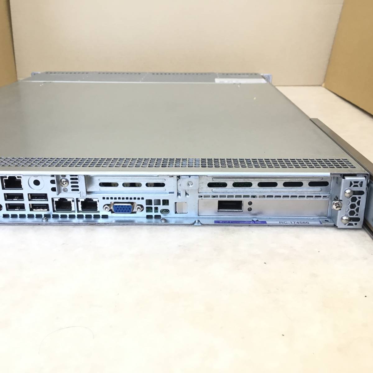 【2304186060】 ＳＵＰＥＲＭＩＣＲＯ サーバー 815-6 X(E5-2650V2)8C-2.6GHZX2 256GB(16GBX16) 3000GBX2_画像7