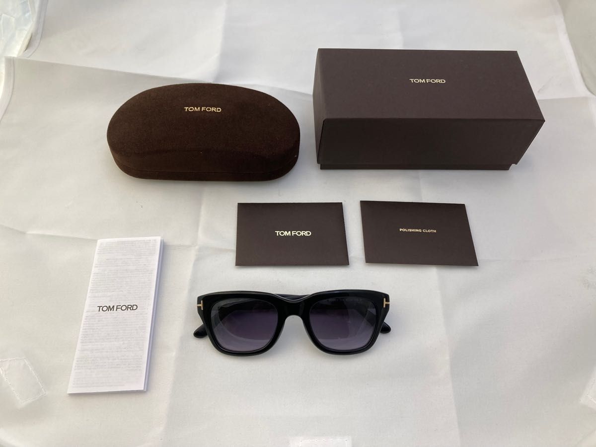 TOM FORD（トムフォード）サングラス　Snowdon  （TF237-F 01B 51□21 145 2）新品未使用　正規品