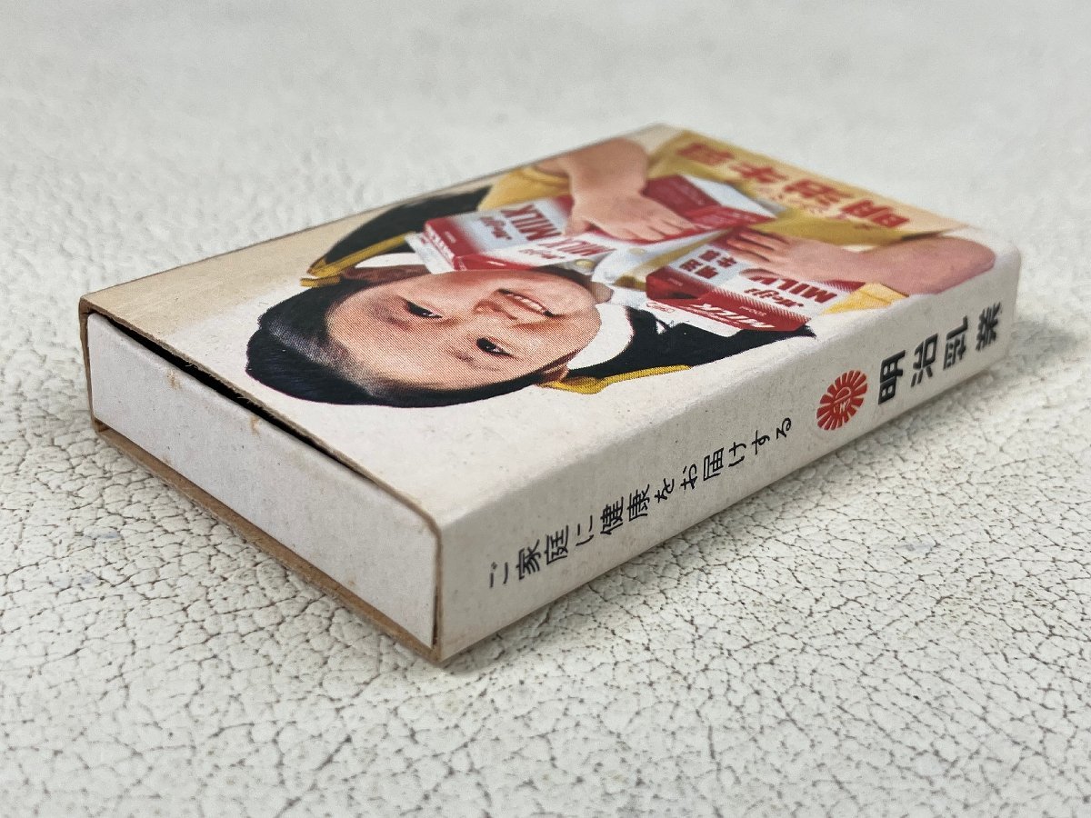 [ unused ] matchbox ( empty box ) bottle photograph attaching Meiji milk girl rare Showa Retro A2