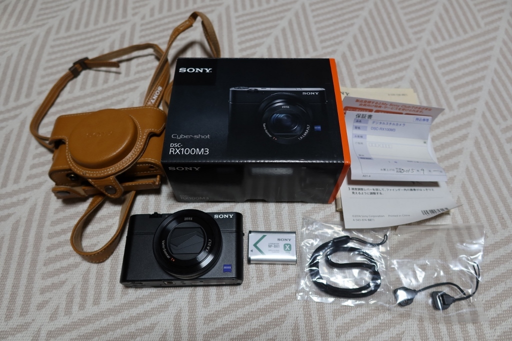 極美品 SONY Cyber-shot DSC-RX100M3 カメラケース（LCJ-RXF）付 | www