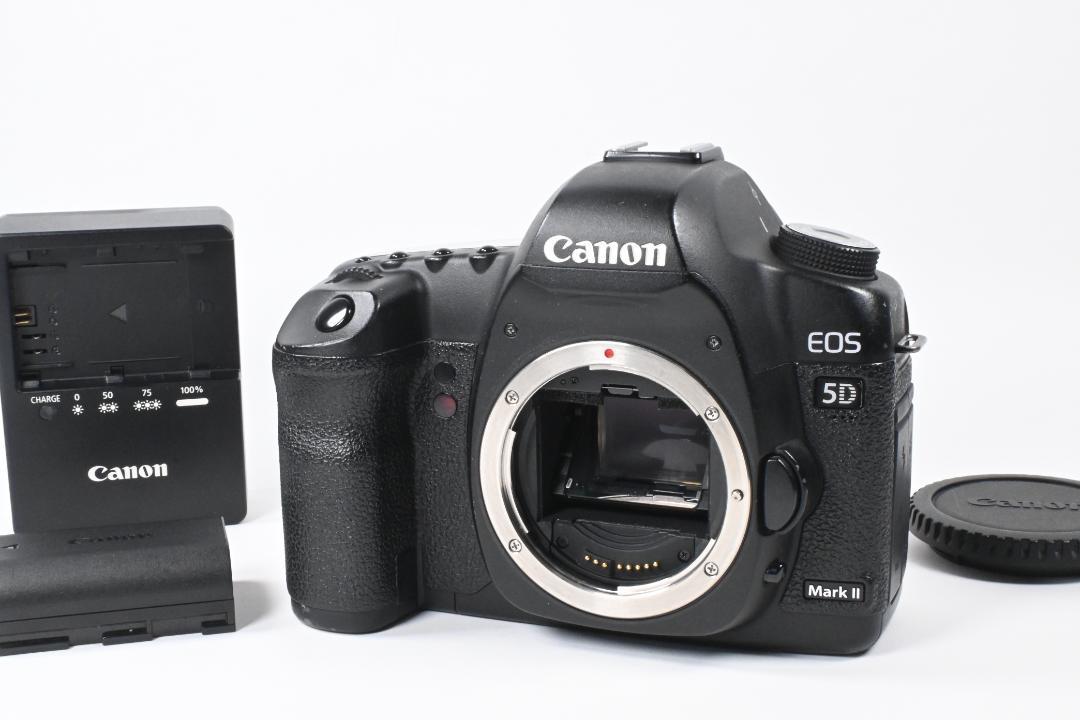 Canon キャノン eos 5D markII ボディ 通電確認済み-