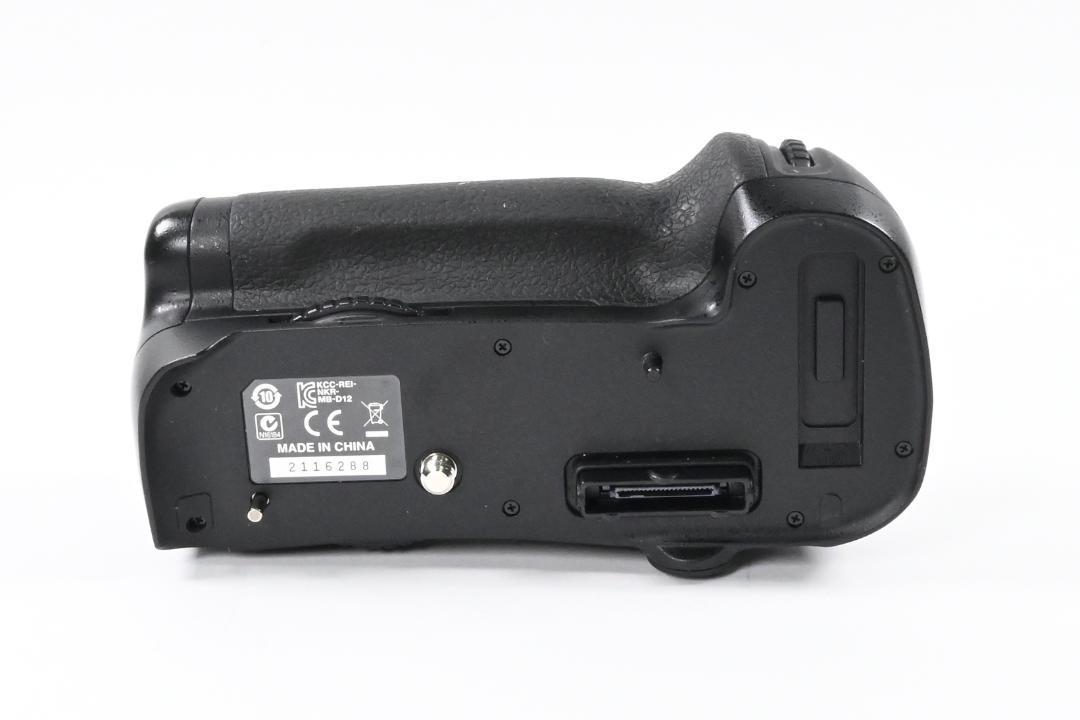 Nikon D800 マルチパワーバッテリーパック MB-D12付 管理番号:A64