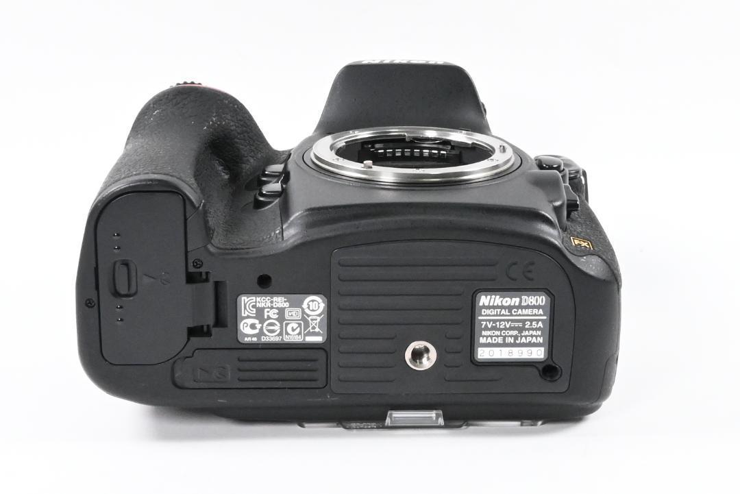 Nikon D800 マルチパワーバッテリーパック MB-D12付 管理番号:A64