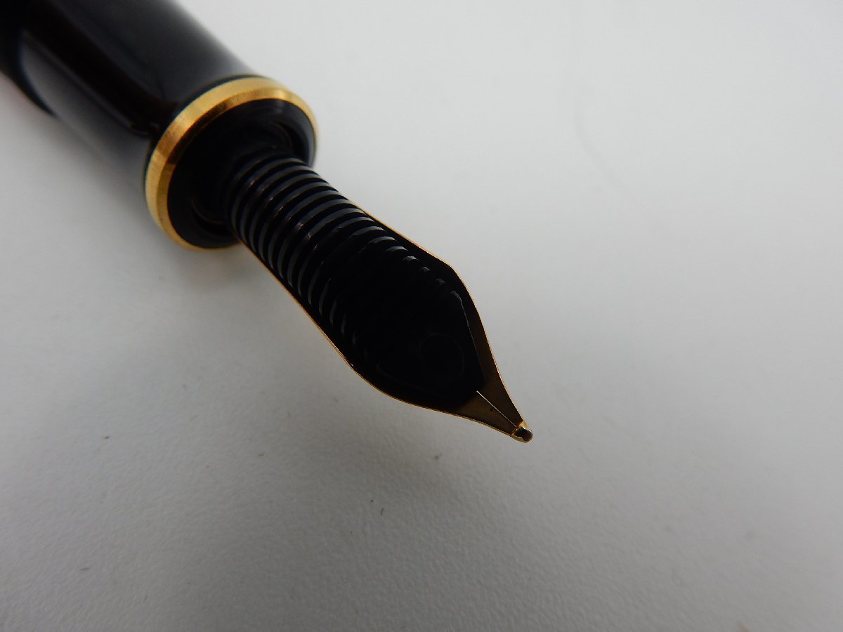 Pelikan ペリカン スーベレーン M600 ボルドー 万年筆 14Cペン先 F 1