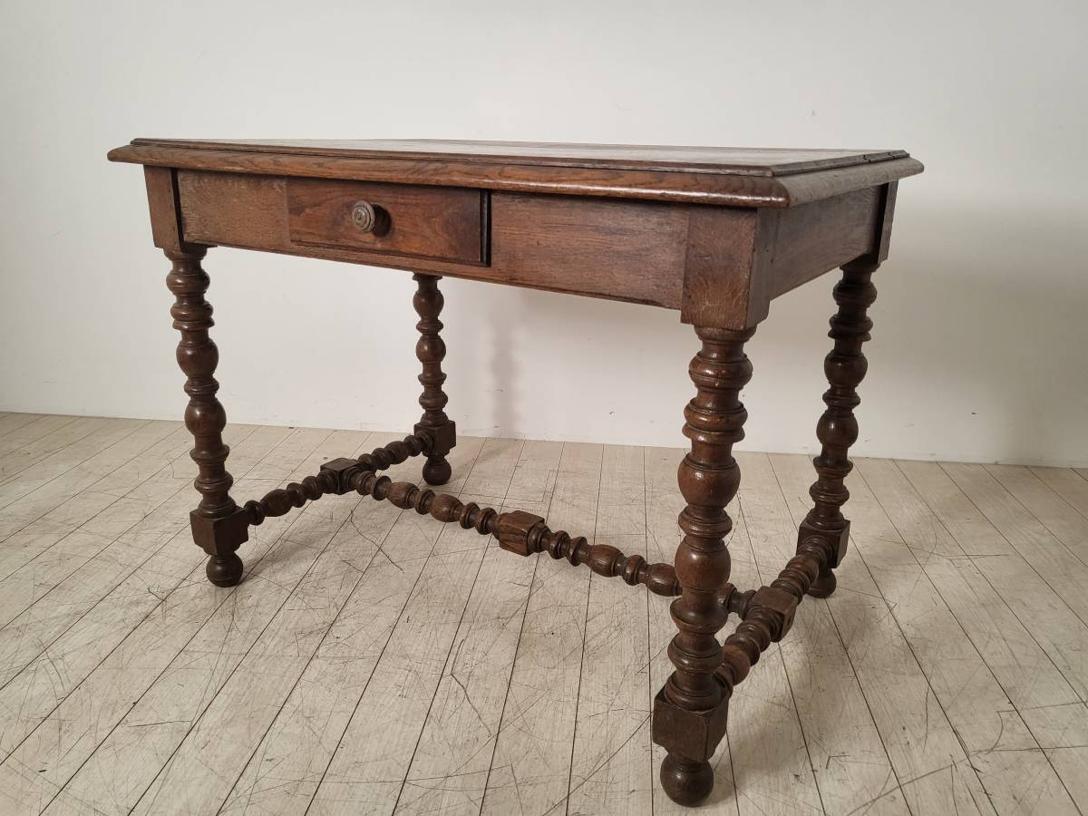 フランス アンティーク オーク材のルイ13世テーブル 引き出し 木製の テーブル