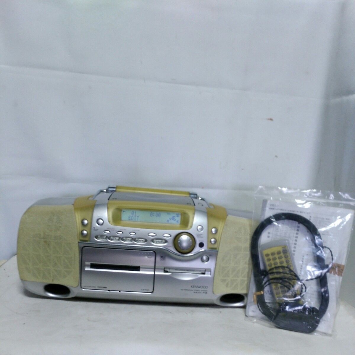 送料無料(2M1193)KENWOOD ケンウッド MDラジカセ CDラジカセ 送料無料(2M1193)KENWOOD ケンウッド MDラジカセ CDラジカセ