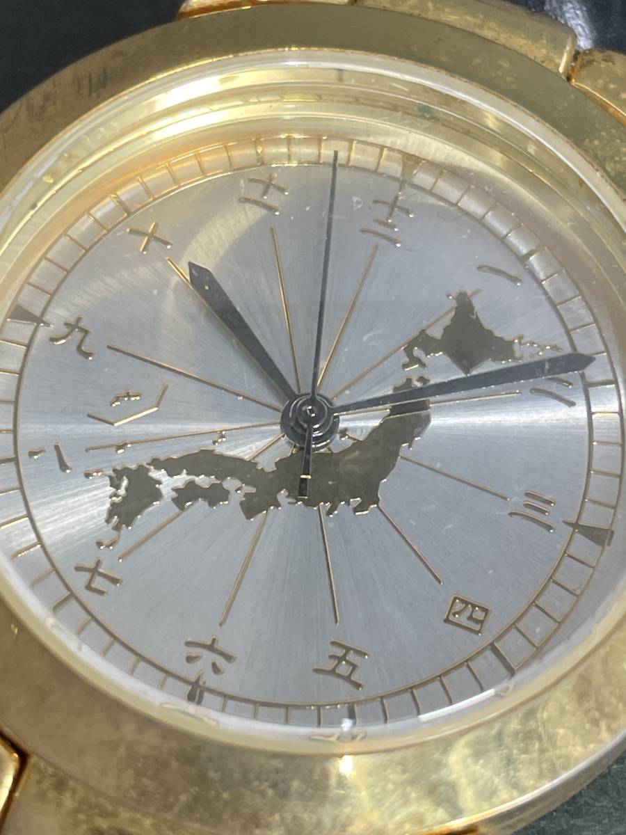 ジャンク品 日本地図 メンズ 腕時計 アナログ アクセサリー ゴールドカラー 金色 飾り コレクション 小物 雑貨 レトロ M0508●15_画像2