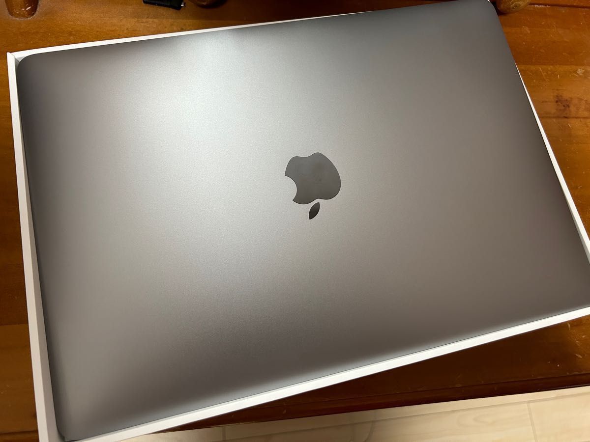 美品 Macbook Air M1 メモリ8gb SSD256gb キーボードカバーもご一緒