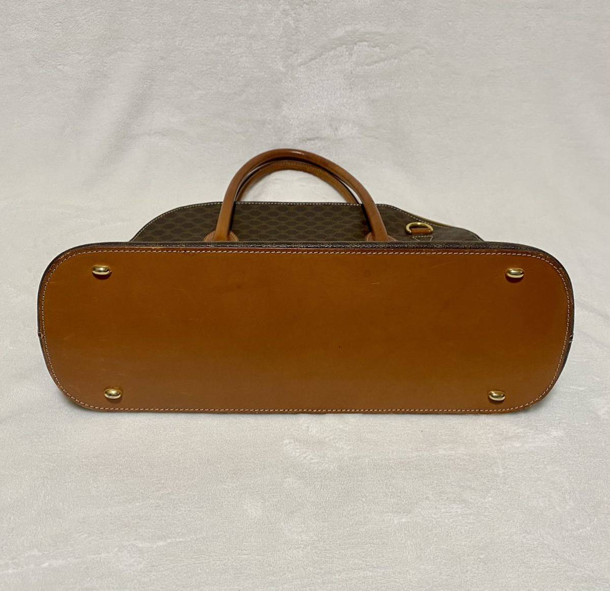 美品 CELINE セリーヌ マカダム ハンドバック A4サイズ収納可能