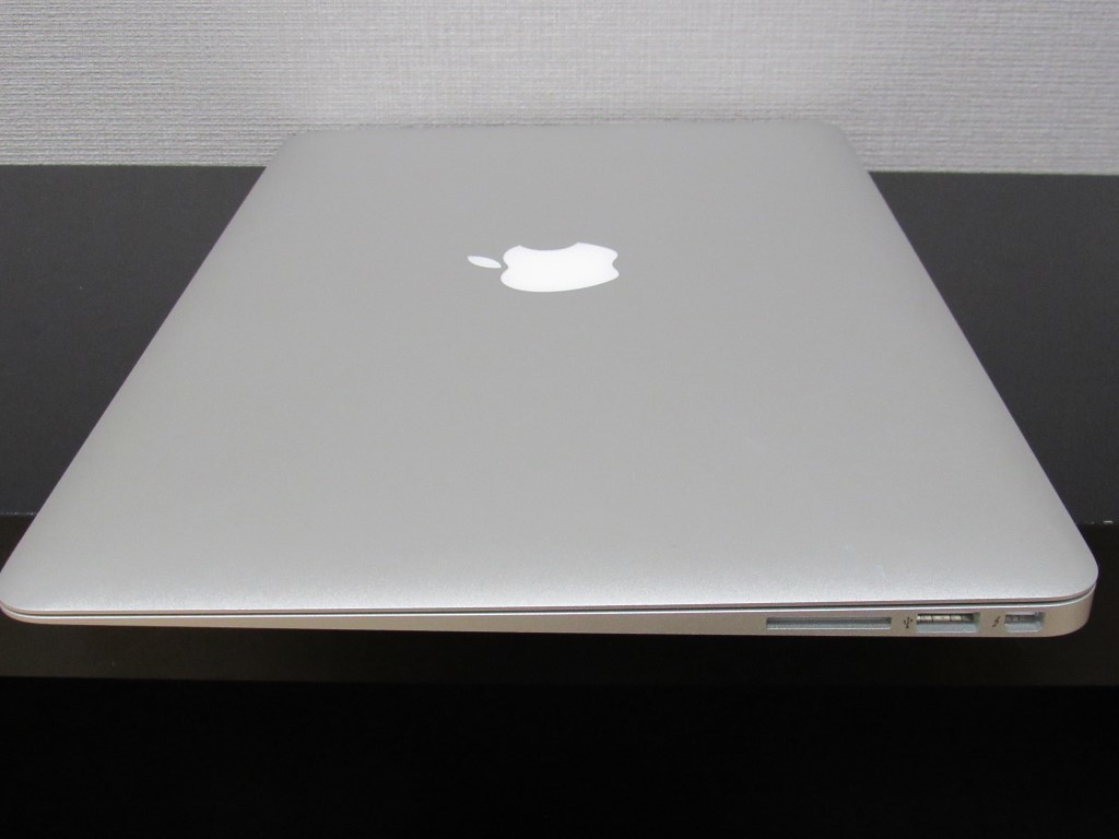 ☆Apple MacBookAir Early2015 13インチ Core i5 1.6GHz 8GB 512GB リカバリ済み☆_画像4