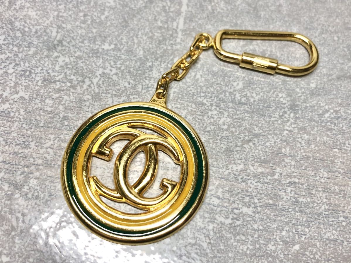 驚きの価格が実現！】 グッチ キーホルダー ゴールド シェリー GUCCI