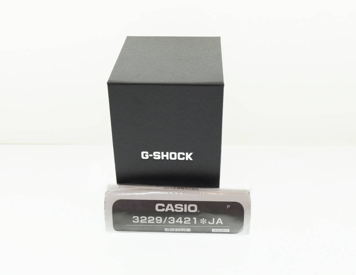 △ CASIO カシオ G-SHOCK ジーショック メタルベゼル カモ柄 腕時計 GM5600SCM シルバー 103 _画像9