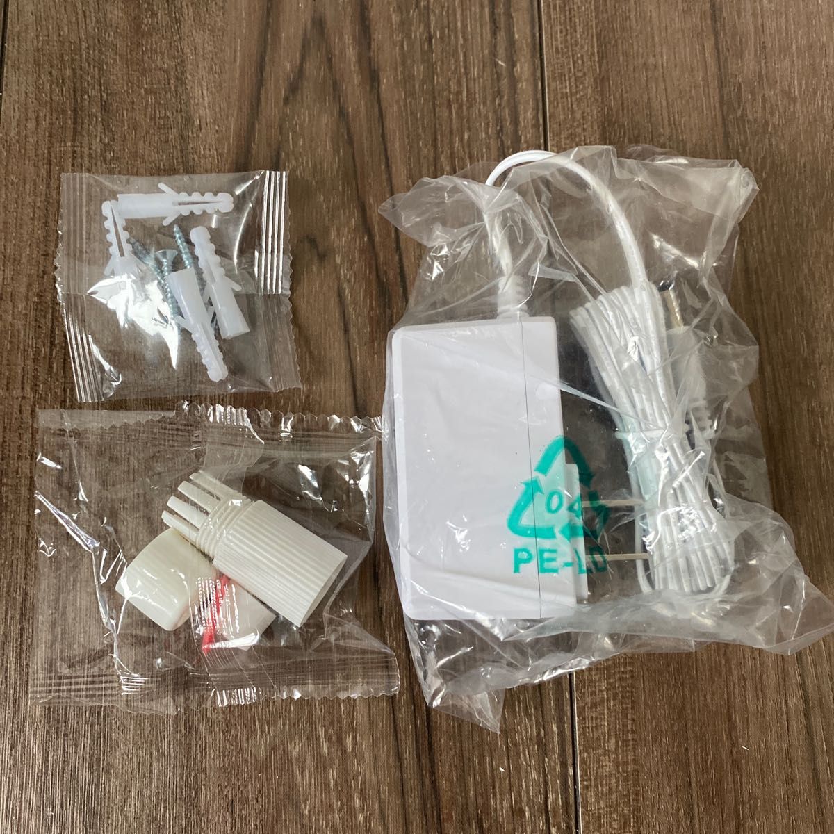新品 ANRAN 防犯カメラ 屋外 監視カメラ ワイヤレス wifi 防犯 新品 ANRAN 防犯カメラ 屋外 監視カメラ ワイヤレス wifi 防犯