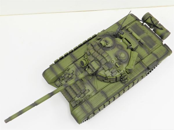 * has painted final product * Heng Long Ver.7.0 2.4GHz Russia T-72 MBT 3939-1[ infra-red rays Battle system attaching against war possibility ]... mechanism! amazing box!