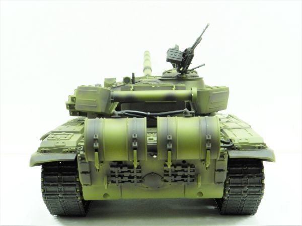 * has painted final product * Heng Long Ver.7.0 2.4GHz Russia T-72 MBT 3939-1[ infra-red rays Battle system attaching against war possibility ]... mechanism! amazing box!