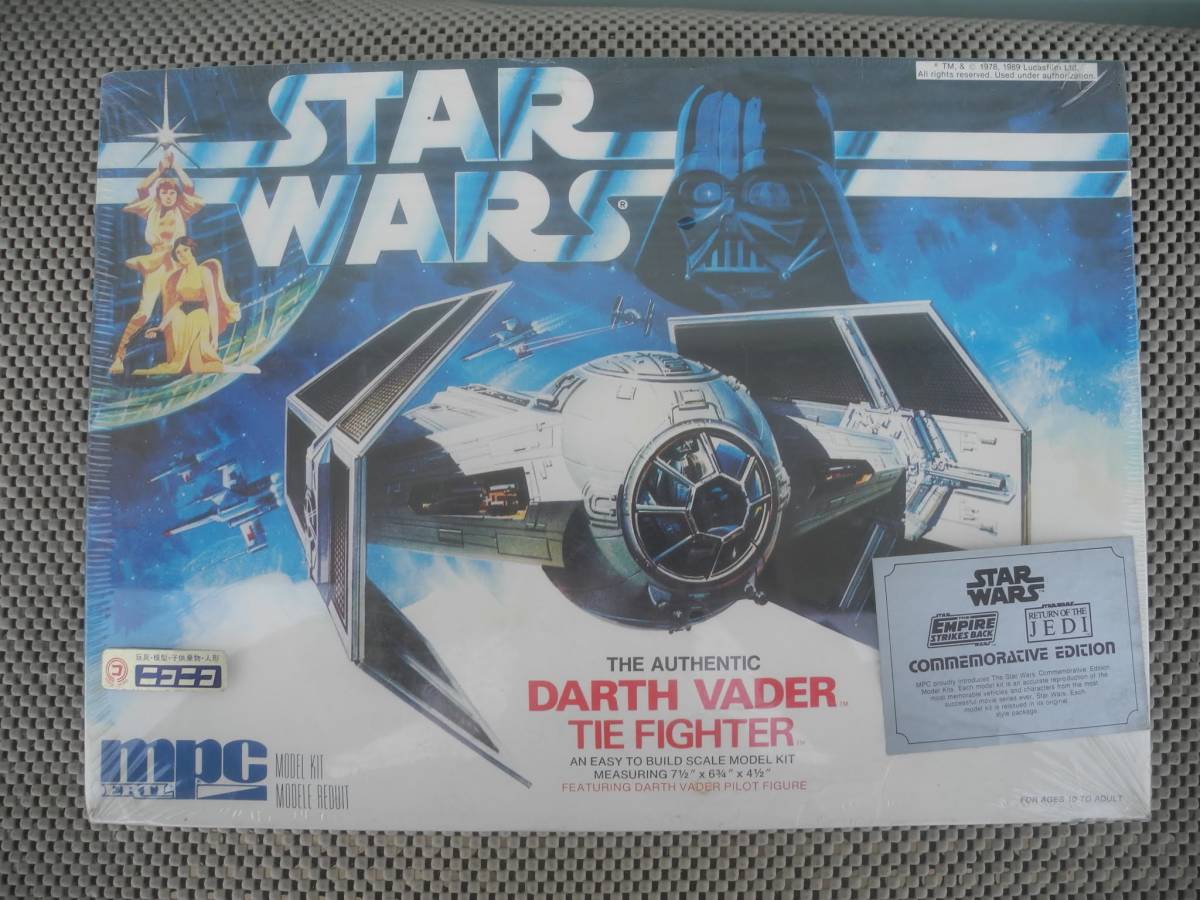 * new goods unopened * mpc Star Wars dozen beige da- Thai * Fighter / STAR WARS DARTH VADER\'S TIE-FIGHTER/