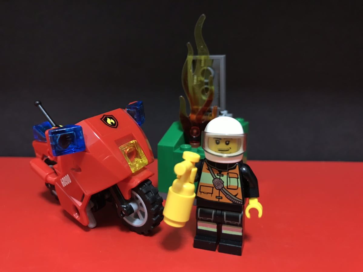 レゴ LEGO 2013年 60000 Fire Motorcycle ジャンク　まとめて取引き可　大量出品中_画像1