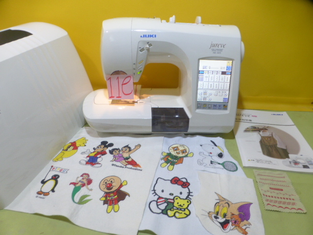 ○超美品○JUKI ジュレーブ HZL-010N &刺しゅうカード○11 ○超美品○JUKI ジュレーブ HZL-010N &刺しゅうカード○11