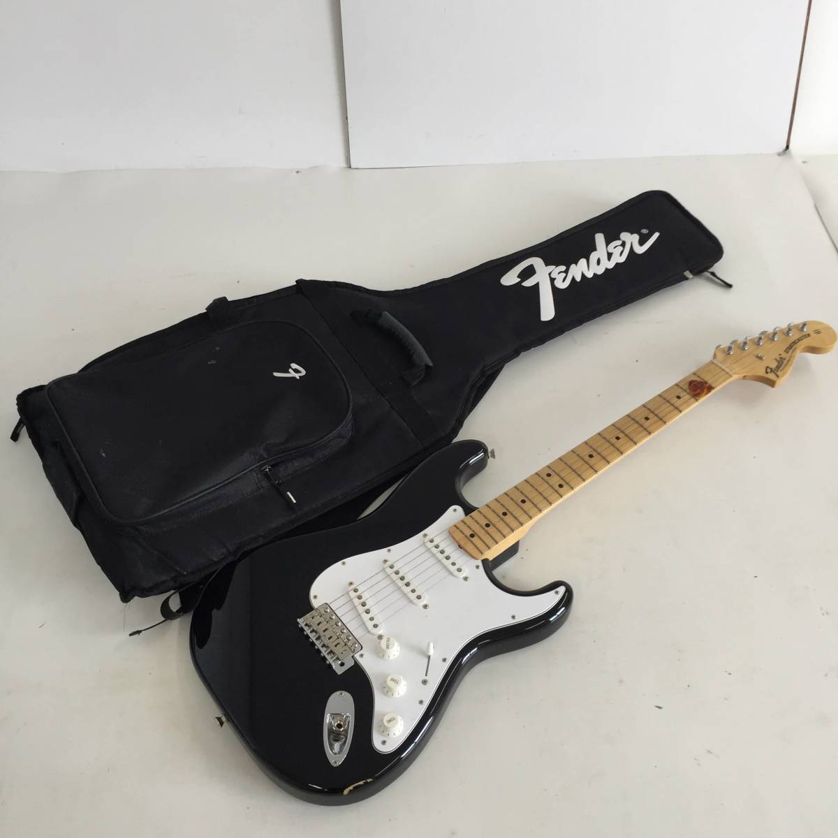 Fender（フェンダー） ストラトキャスター エレキギター ※ソフトケース