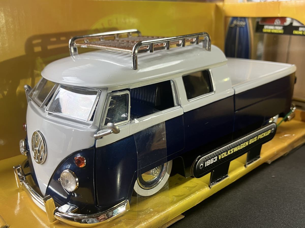 1963フォルクスワーゲンバス ピックアップ 1/24 ミニカー ダイキャスト