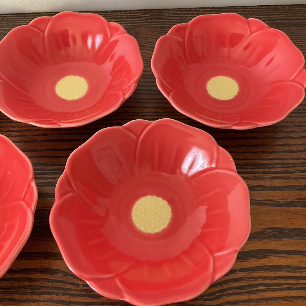 赤釉椿花形鉢５個セット　小鉢　和皿　深皿　koyo　小皿