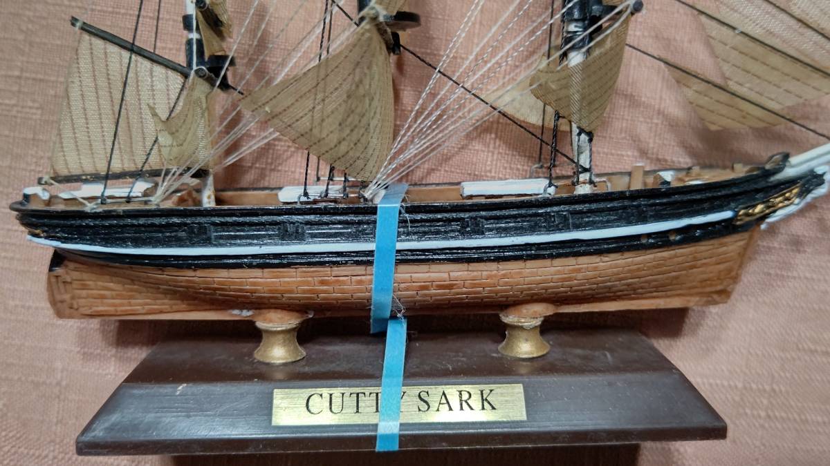 ヴィンテージ 英国製 帆船模型 カティーサーク号（長さ15.5高さ10.5㎝）nauticalia london tribute model cutty sark プラカバー入りの画像5