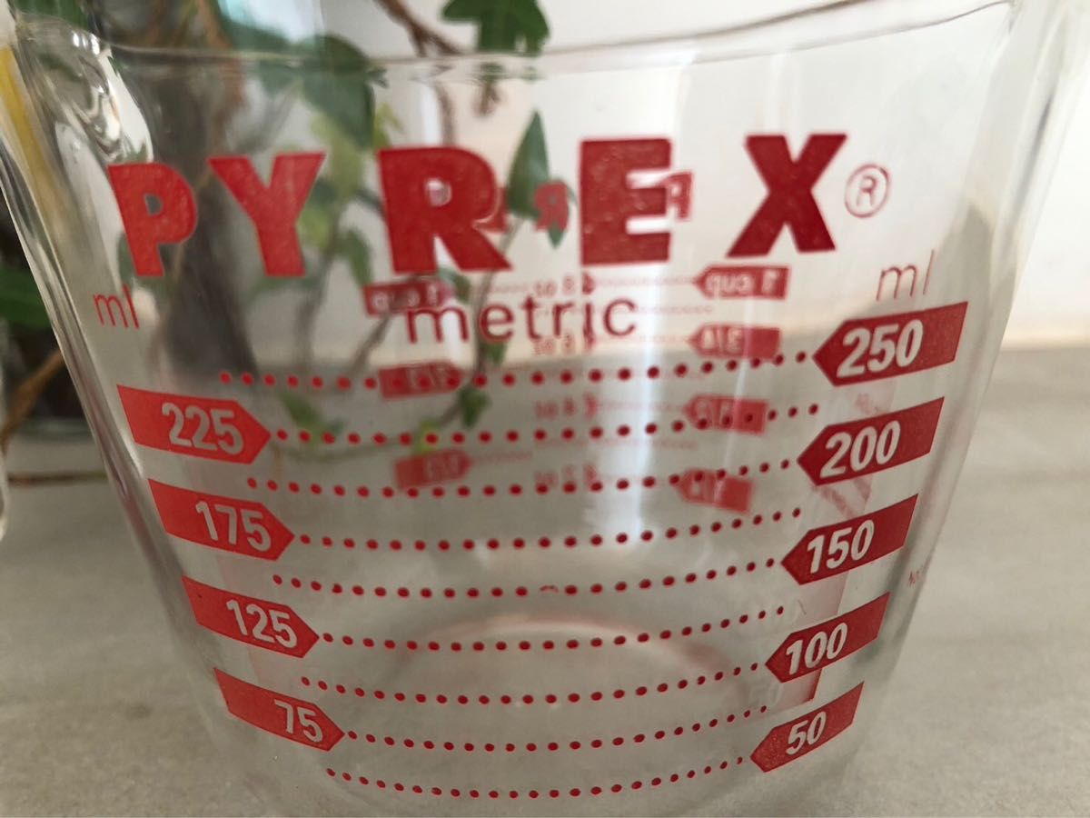 パイレックス　メジャーカップ250ml ビンテージ PYREX 計量カップ