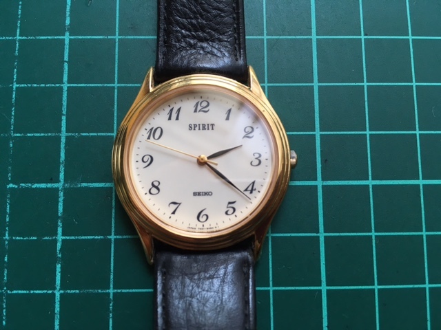 excellent level Vintage SEIKO/ Seiko SPIRIT Spirit 3 hands 7N01-6370 white  face quarts men's wristwatch K58: Real Yahoo auction salling
