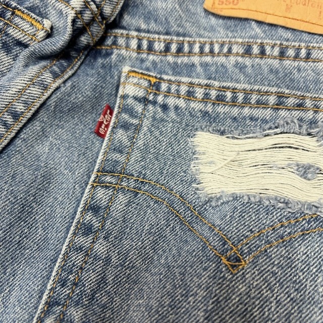 USA古着 00s Levis 550 RELAXED FIT　ダメージ加工 デニムパンツ 10 オールド リーバイス メキシコ製 ルーズフィット グランジ ●178