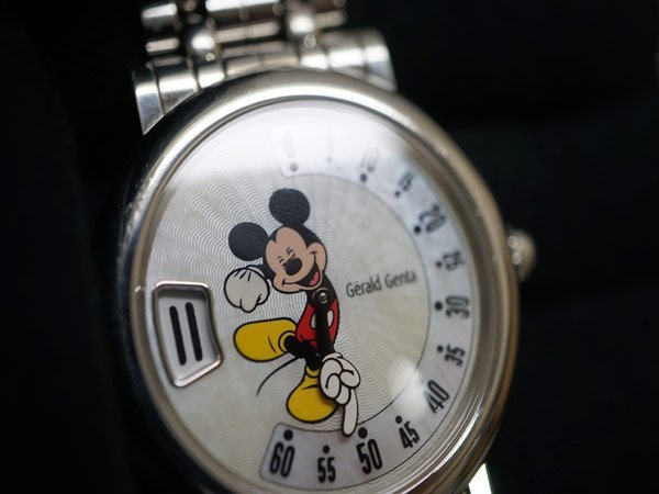  Gerald Genta REF.M.10.065 Mickey наручные часы 