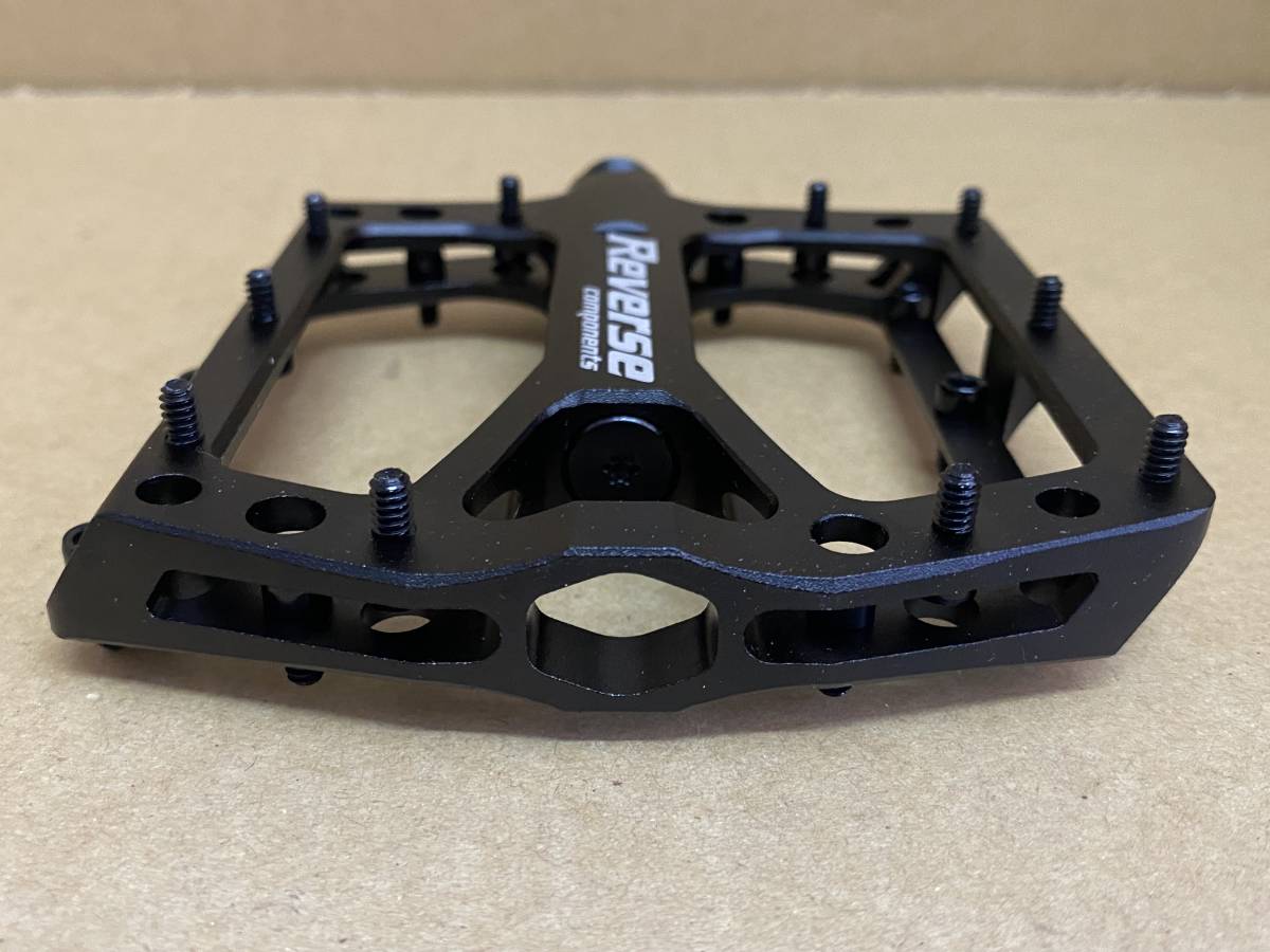 DMR VAULT ボルトペダル サンドブラストブラック 新品未使用 DMR VAULT ボルトペダル サンドブラストブラック 新品未使用