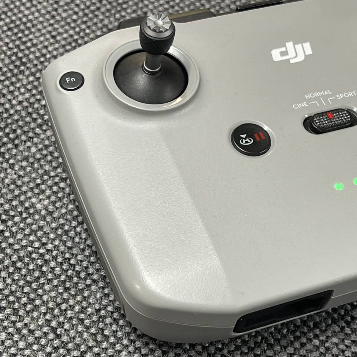 【美品】DJI MAVIC AIR2S用 送信機RC231(RC-N1) 国内技適品 コントローラー プロポ(MINI2/AIR2/MINI3/MAVIC3にも使用可)