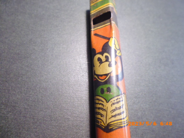 アンテイーク　１９５０年代　イタリア製　ミッキーマウス　ブリキの笛　circa 1950 Italian-made tin recorder