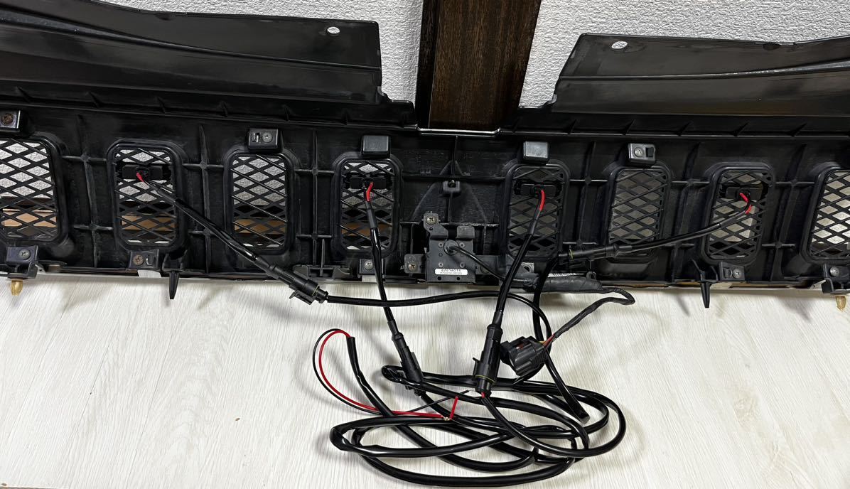 デリカD5 フロントグリル 三菱 CV5W グリルマーカー取り付けキット