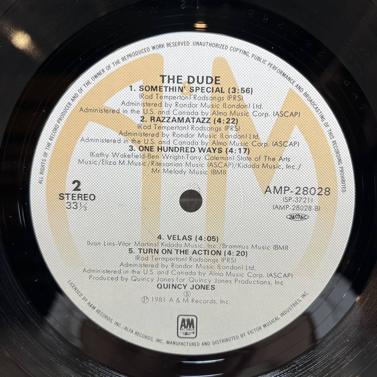 美盤 LP 帯付き クインシー・ジョーンズ Quincy Jones 愛のコリーダ The Dude AMP-28028 