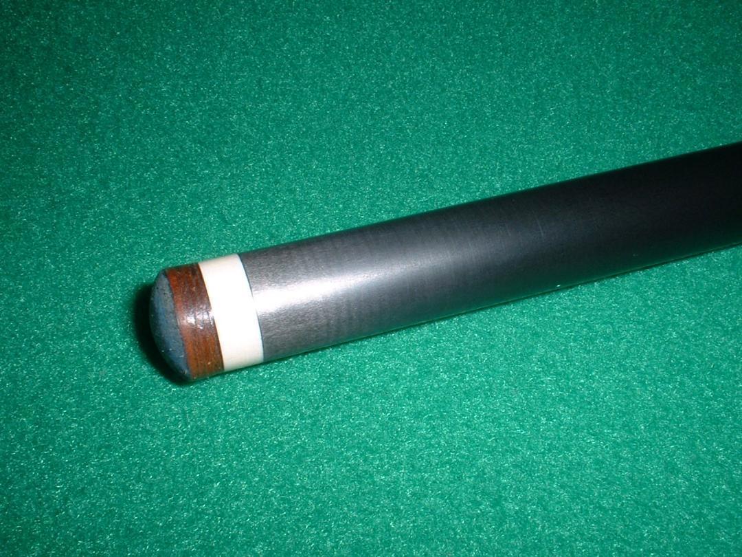 ロンゴーニ製キャロム用カーボンシャフト「Luna Nera」FE69 中古 ロンゴーニ製キャロム用カーボンシャフト「Luna Nera」FE69 中古
