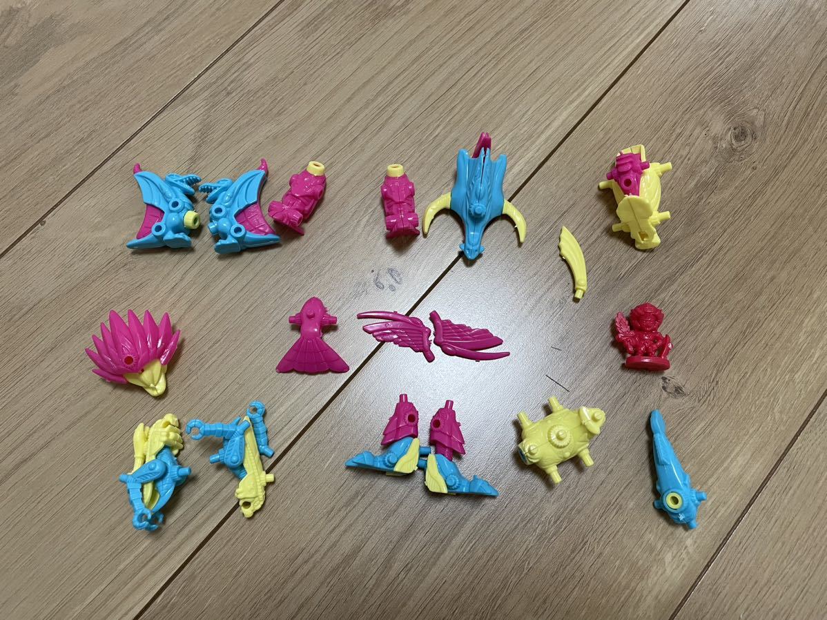 当時物 スーパーバイオパズラー 2体セット 中古品 食玩 カバヤ 当時物 スーパーバイオパズラー 2体セット 中古品 食玩 カバヤ