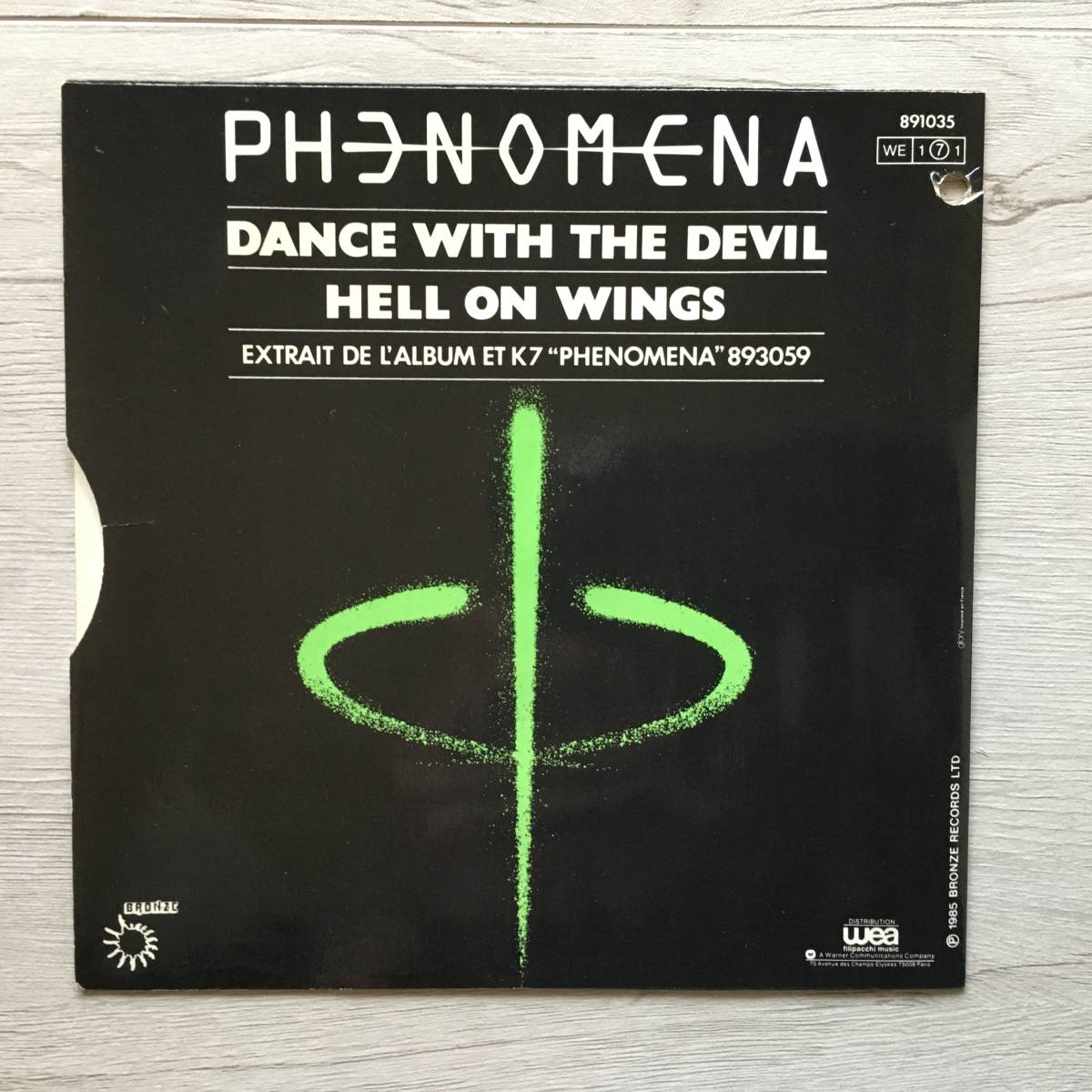 PHENOMENA DANCE WITH THE DEVIL フランス盤