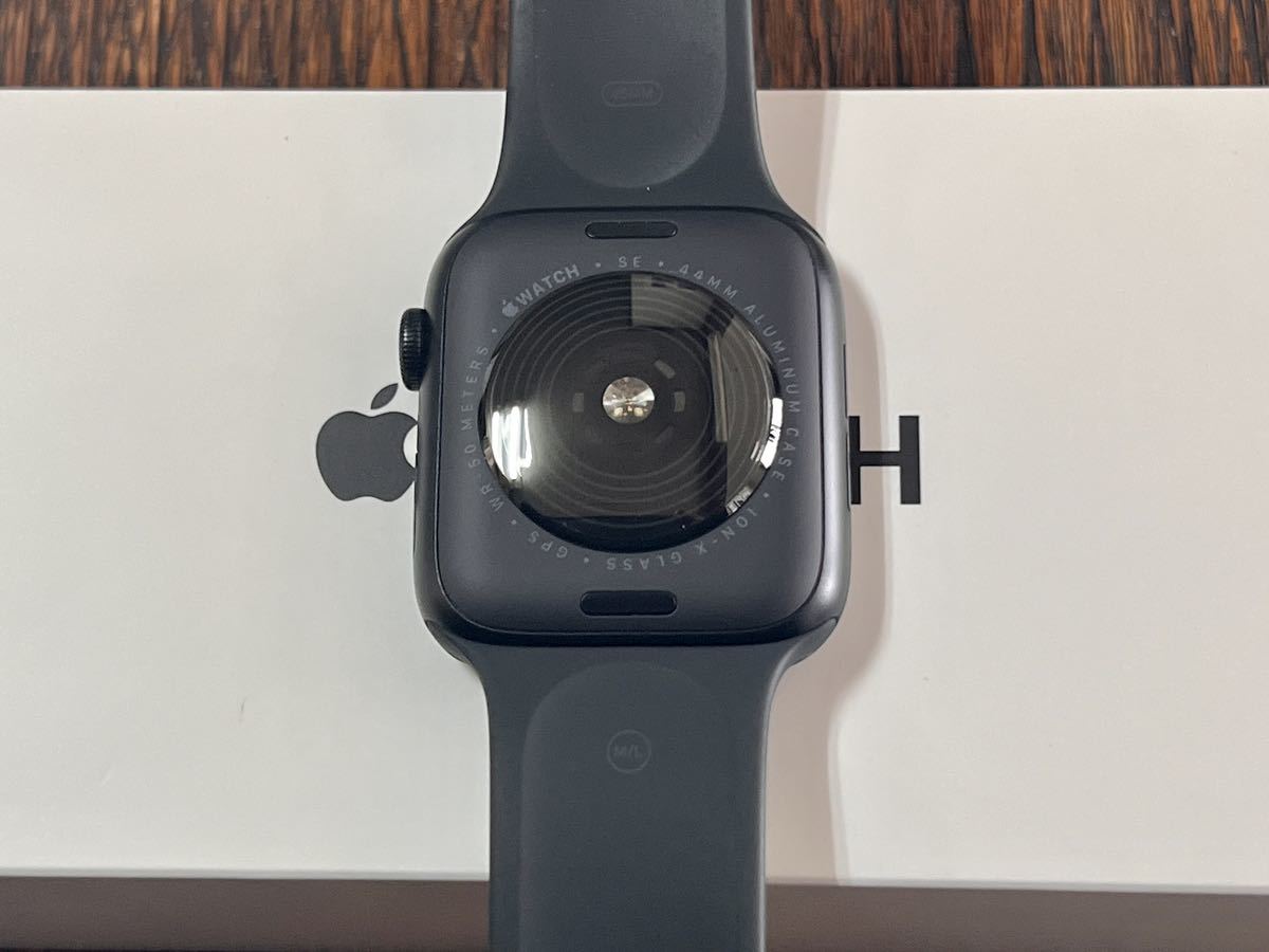 美品 バッテリー100% Apple Watch SE 第2世代 44mm アップルウォッチ