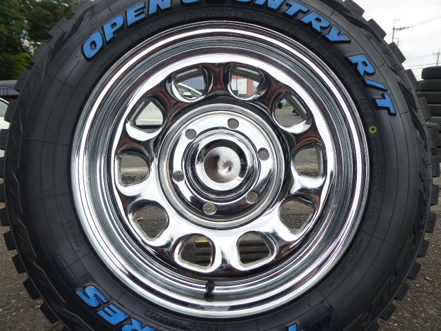 デイトナ　ＳＳ　クローム　ＮＶ350　215/65Ｒ16　ＴＯＹＯ　オープンカントリーＲＴ付き　キャラバン　ホワイトレター　車検対応_画像3