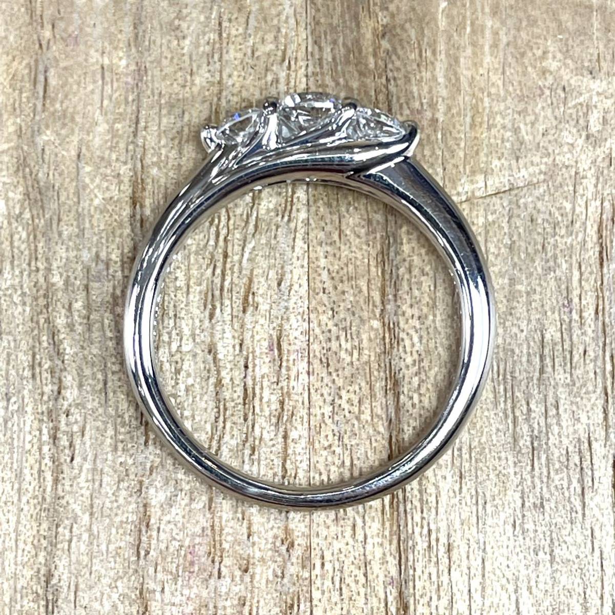 高品質! Pt900 ダイヤ トリロジーリング 4.33g M1378-