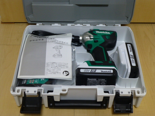 ☆送料無料 未使用品 マキタ インパクトドライバー MTD002DX1 18V1.5Ah