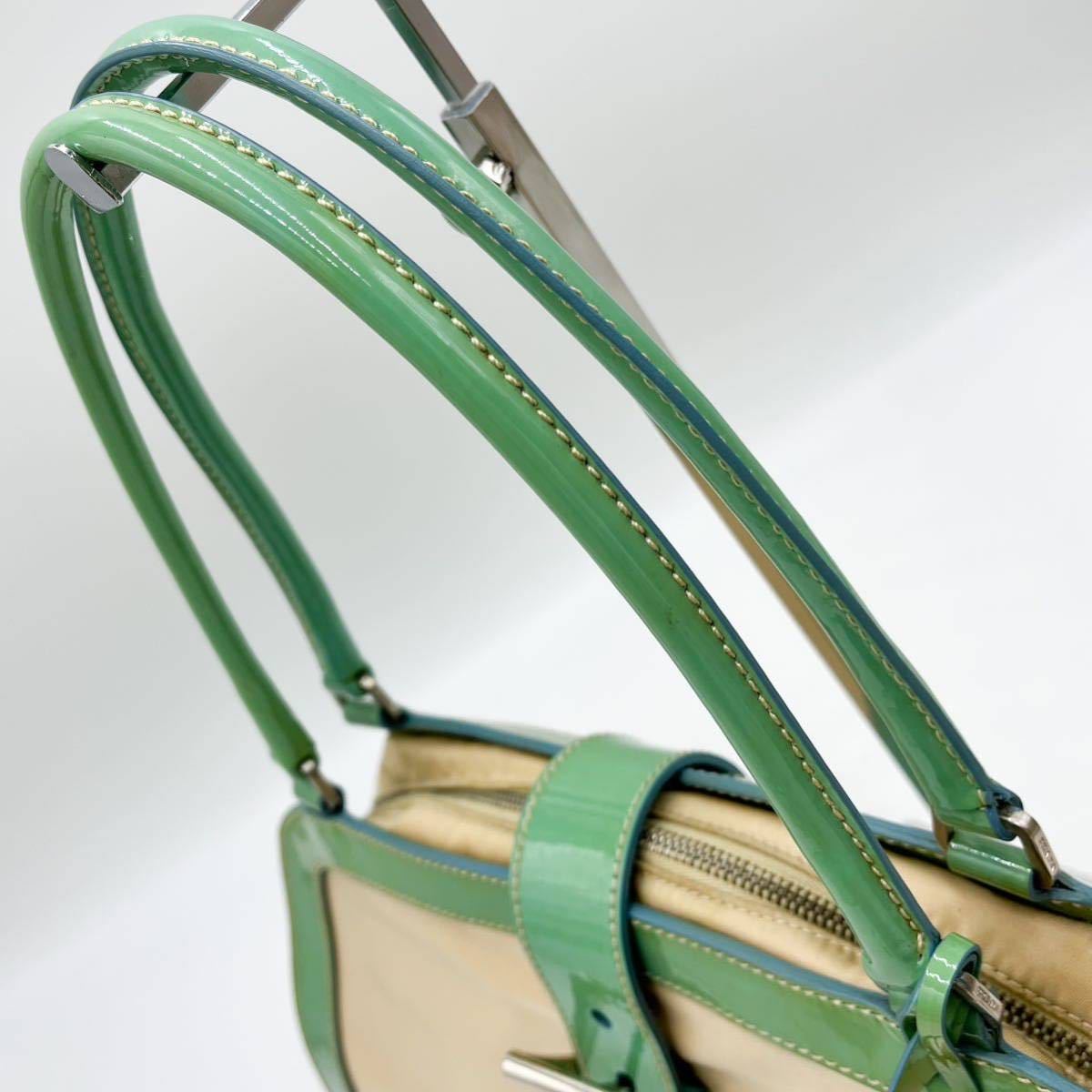 プラダ PRADA パテントレザー ナイロン エメラルドグリーン ベージュ