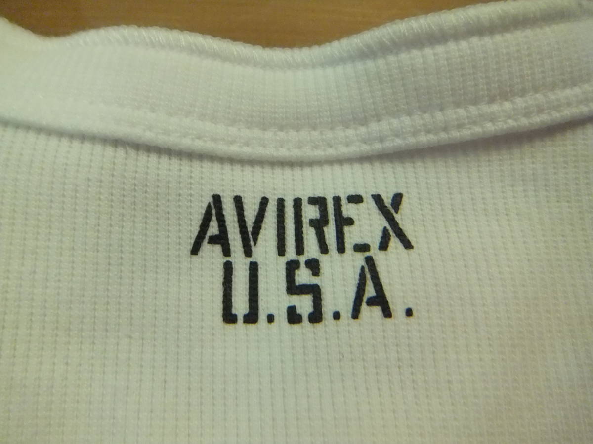 アヴィレックス正規店 リブ素材 長袖Tシャツ[3つボタン＝ヘンリーネック][白][XL]新品 6153482-01 ※〒レターパック発送_後ろ首筋部分のブランドロゴです。