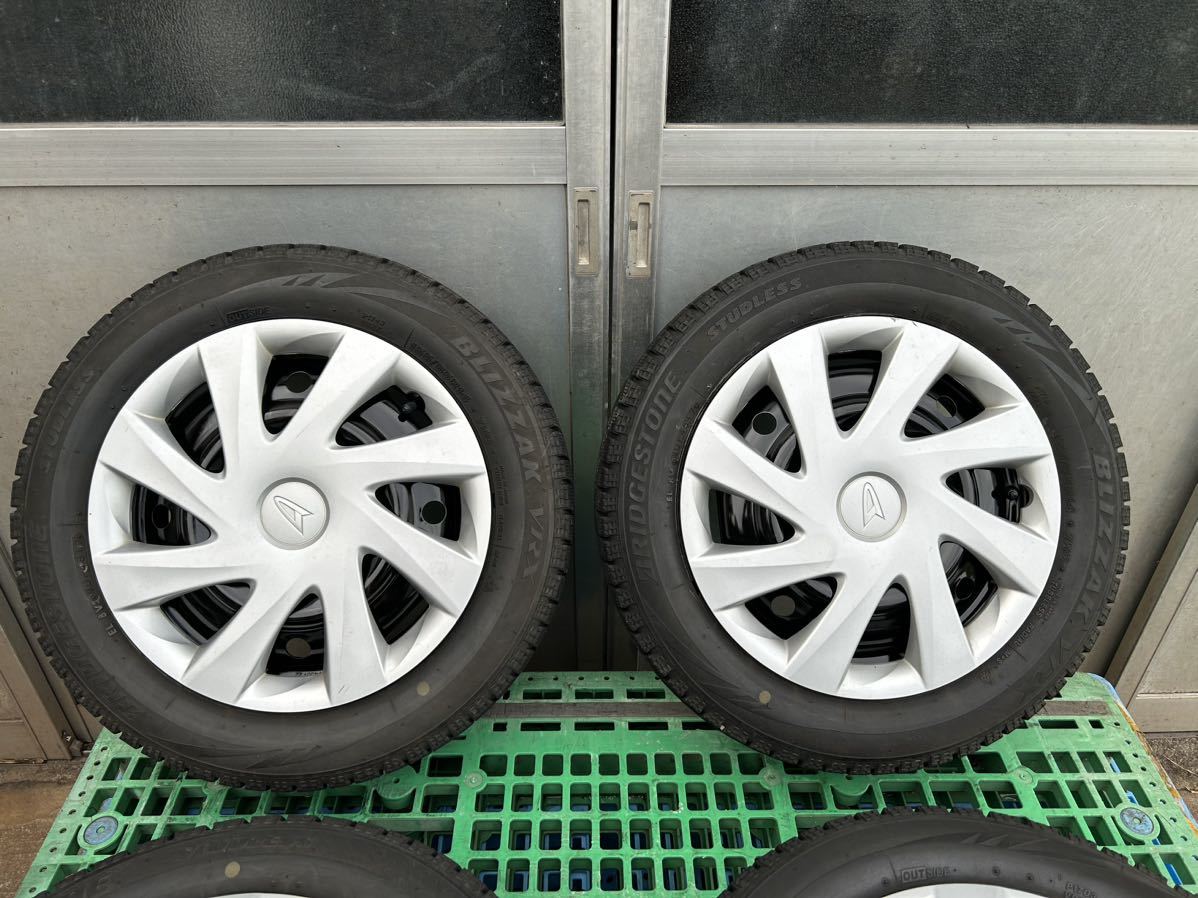 BRIDGESTONE 155/65R14 BLIZZAK VRX ダイハツ純正バリ山スタッドレス4本セット、7.64mm、14×4.5J、+43、100/H4_画像2